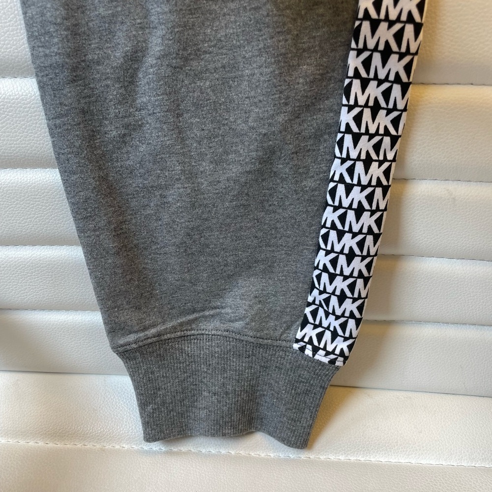 Michael Kors Gray Joggers Logo Tape Drawstring Pants Pockets NEW - Picture 4 of 6